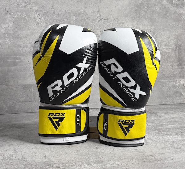دستکش بوکس چرم RDX مدل J-11