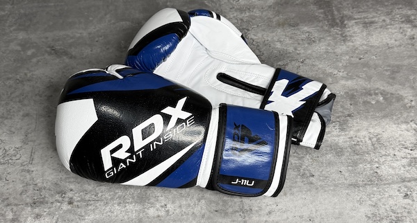 دستکش بوکس چرم RDX مدل J-11